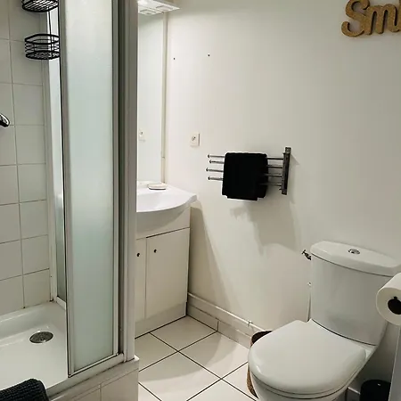 Apartment Le Renard - F2 Parking Calme Rouen